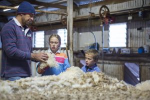 FlindersBushRetreats030817-0431